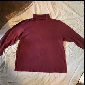 maroon long sleeve turtle neck